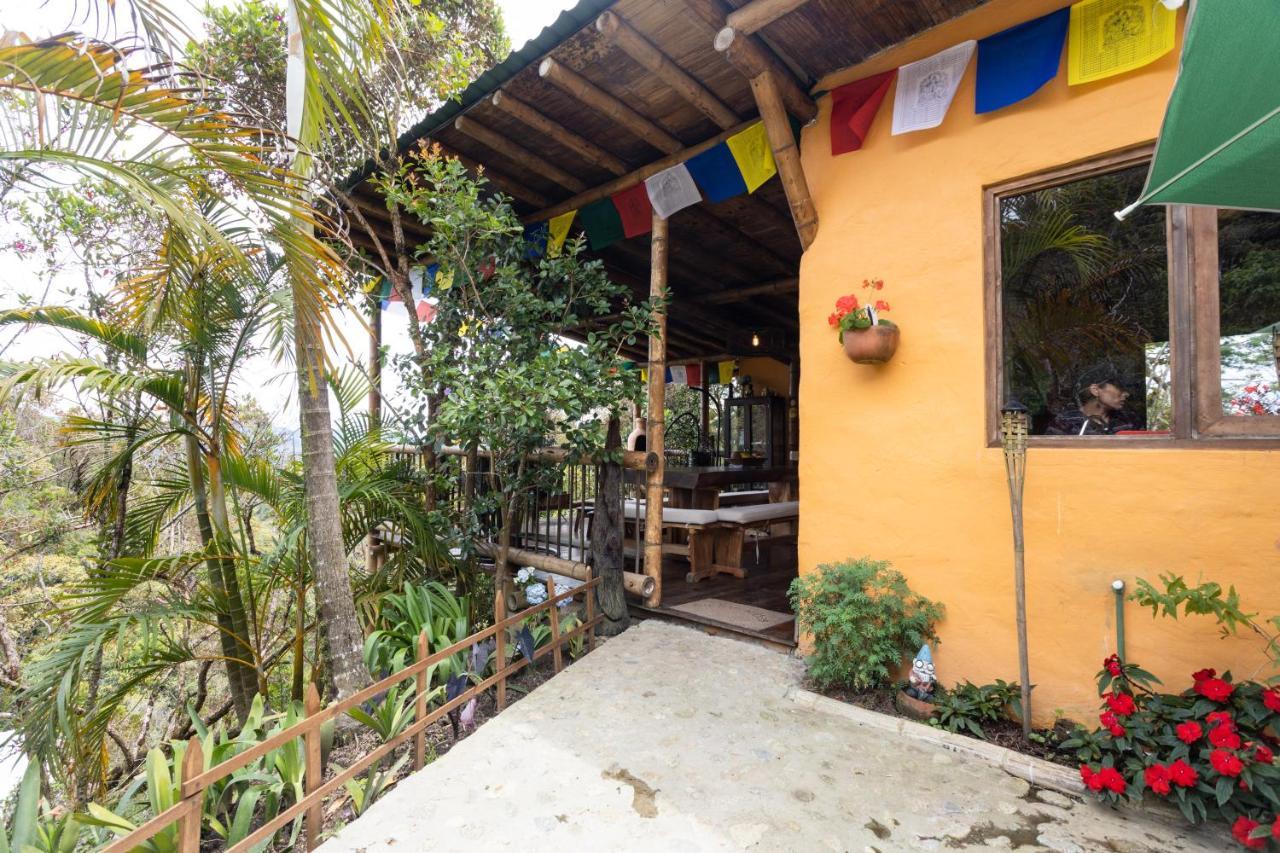 La Casa De Loto Retreat Guatape Exterior photo